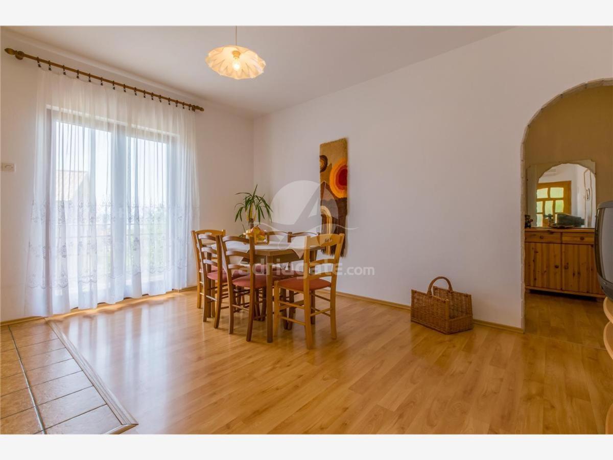 Apartments Dora سيلتسي المظهر الخارجي الصورة